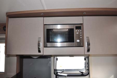 Swift Challenger 530 Microwave