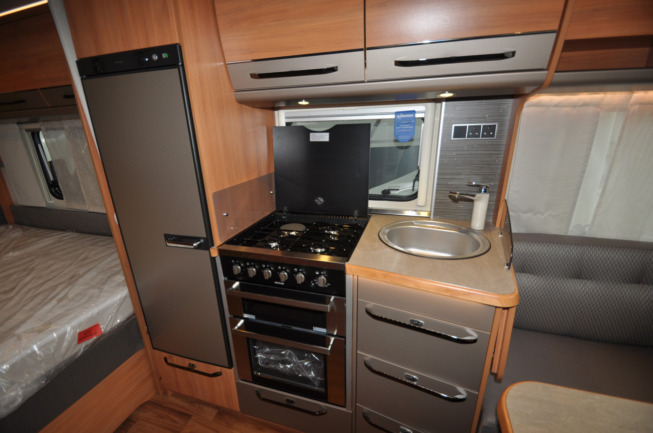 2016 Hymer Nova GL 585 caravan - Caravan Guard