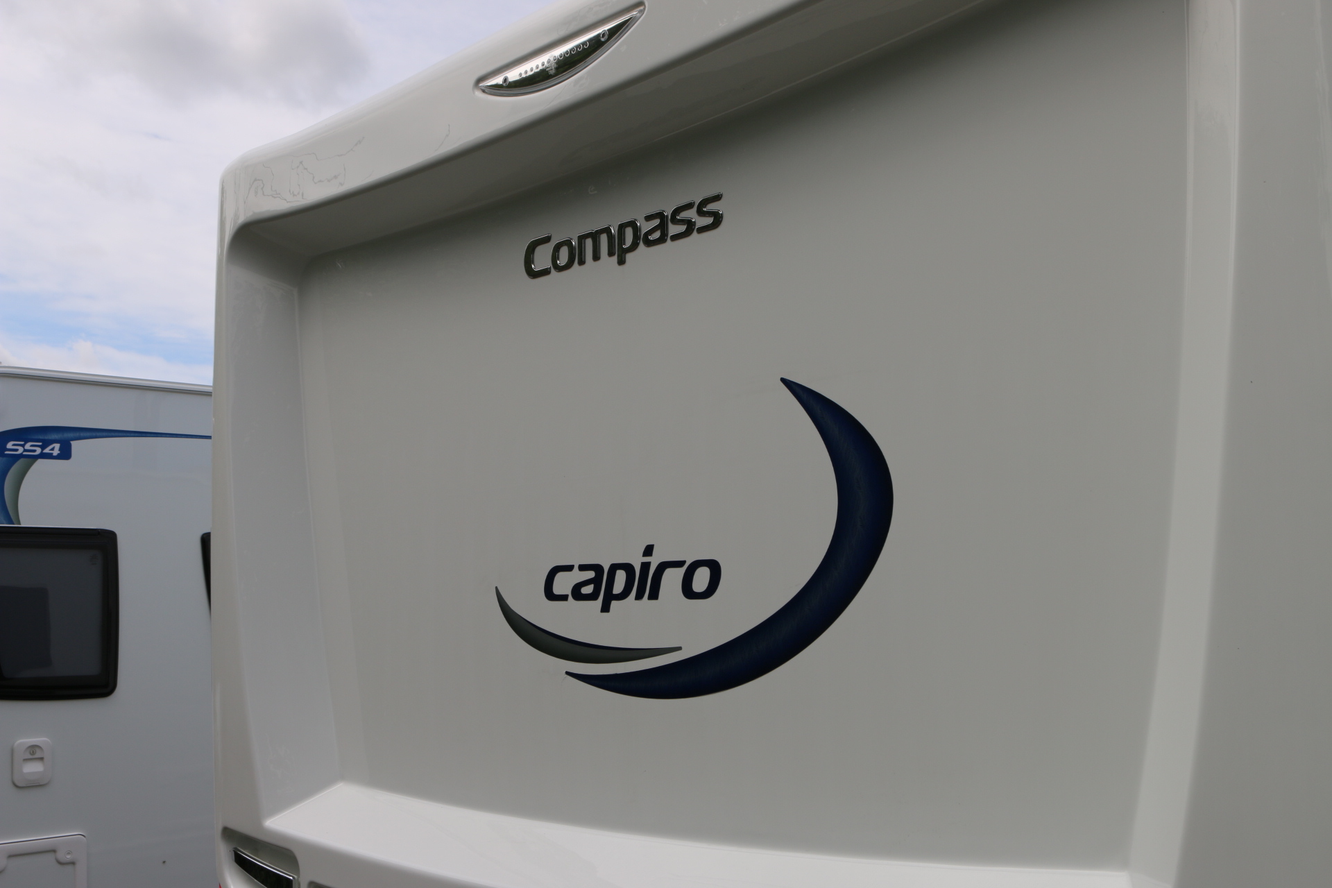 2020 Compass Capiro 520 caravan - Caravan Guard