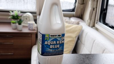 Thetford Aqua kem blue pack 10 units (2 Liters / bottle)
