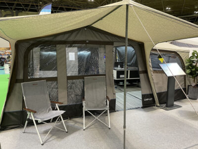 2024 Camplet Earth trailer tent