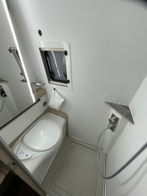 2024 Frankia Yucon Peak campervan washroom