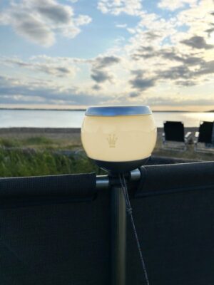 Isabella Solar Driven light on windscreen