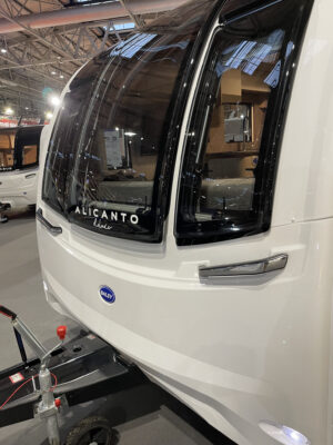 2025 Bailey Alicanto Grande Deluxe Alvor caravan front windows