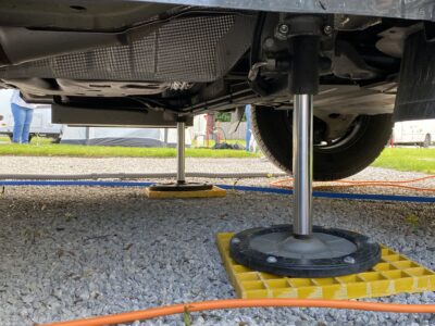 motorhome automatic levelling system legs