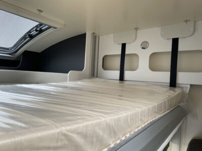 2025 McLouis Fusion 330 motorhome dropdown bed