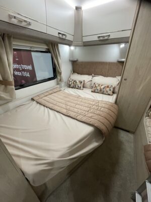 2025 Elddis Avante 868 caravan bed