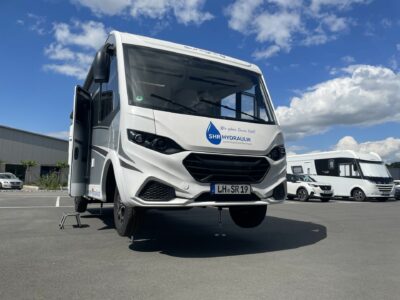 SHR motorhome self levelling